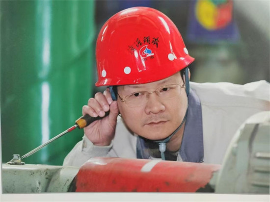 （官網(wǎng)、公眾號）濟源鋼鐵王洪杰榮獲“全國勞動模范”稱號303.jpg
